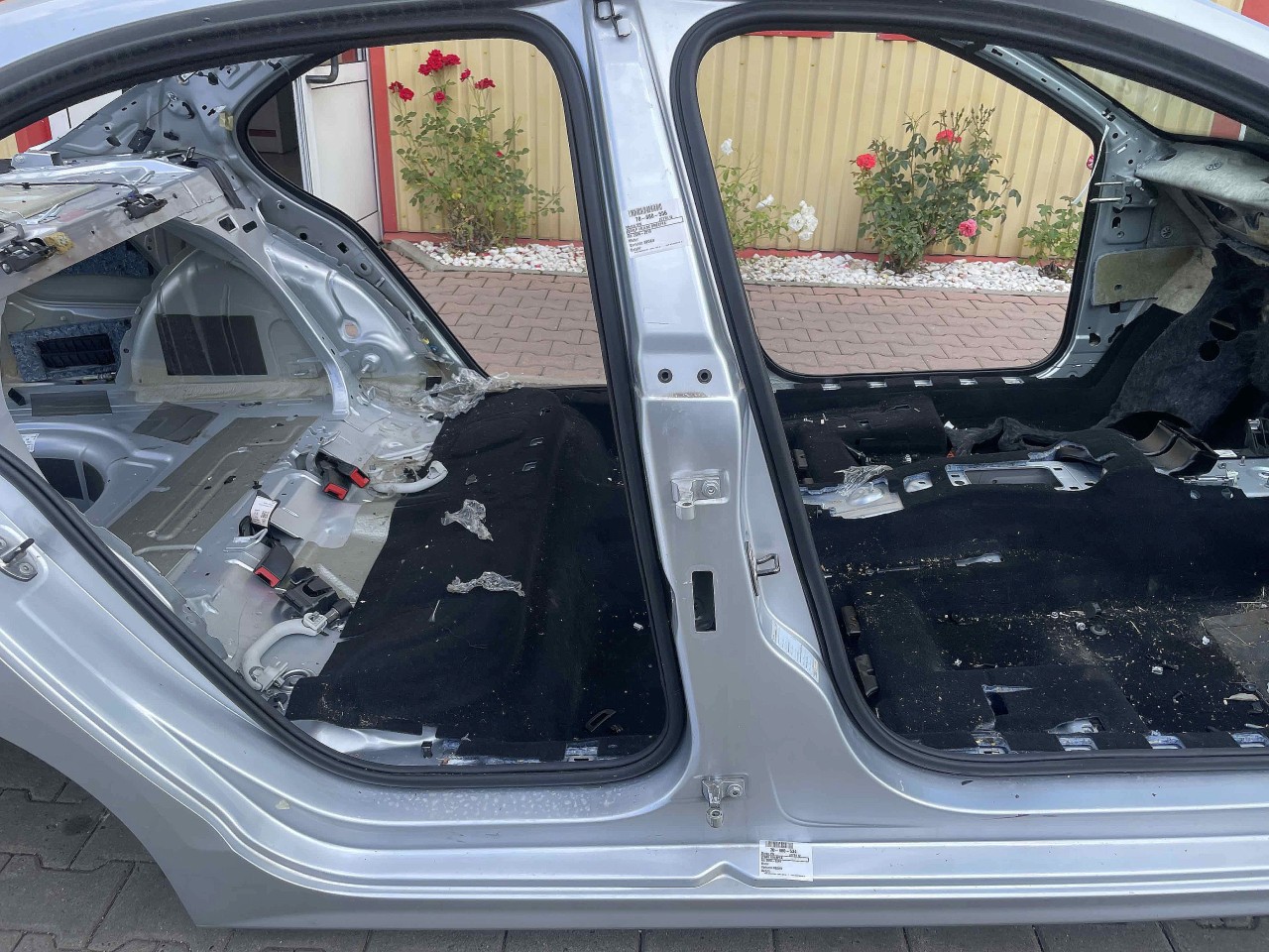 STALP MIJLOC DREAPTA VW JETTA IV - - (2010 2019)