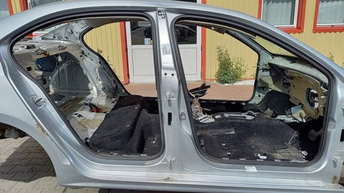 STALP MIJLOC DREAPTA VW JETTA IV JETTA IV - - (2010 2019)