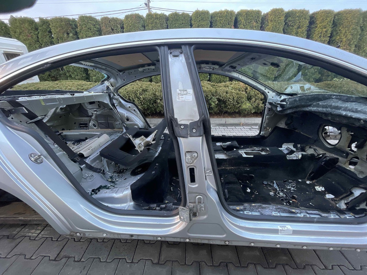 STALP MIJLOC DREAPTA VW PASSAT CC - - (2012 2016)