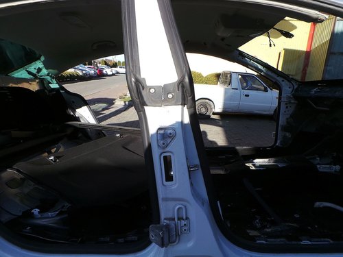 STALP MIJLOC DREAPTA VW PASSAT CC - - (2012 2016)