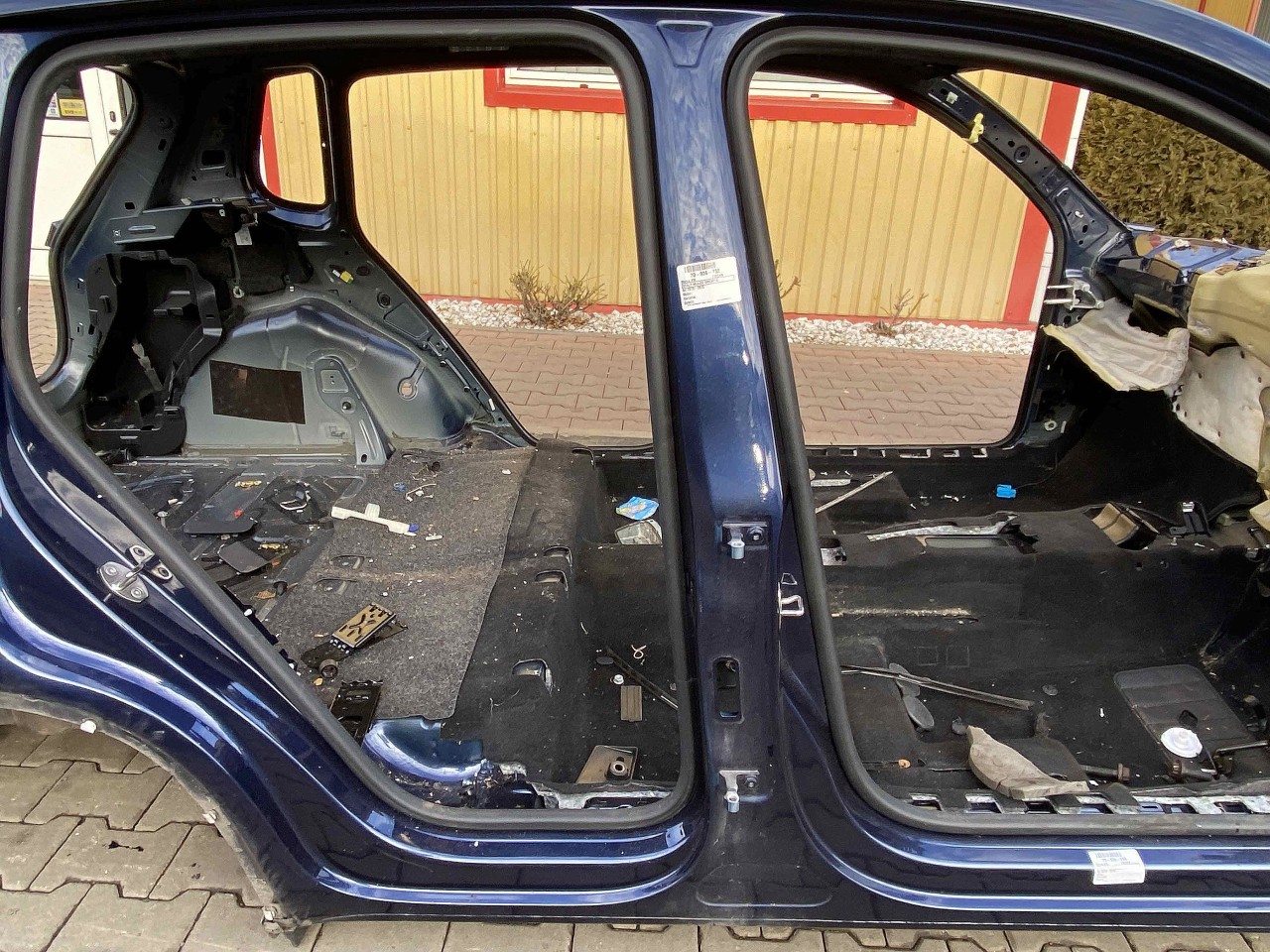 STALP MIJLOC DREAPTA VW TIGUAN TIGUAN - - (2010 2015)