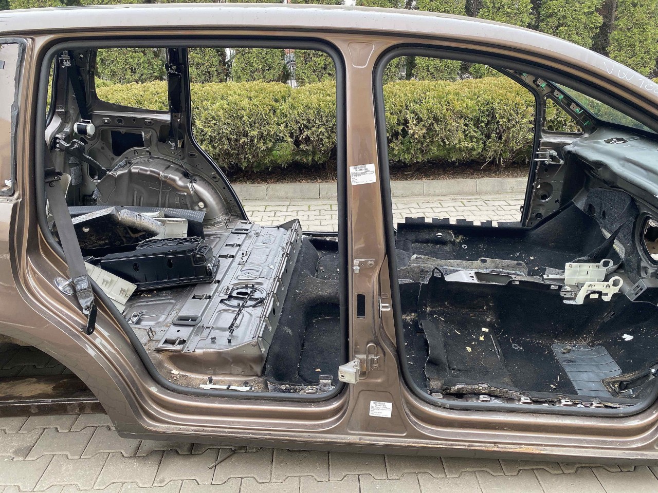 STALP MIJLOC DREAPTA VW TOURAN TOURAN - - (2010 2015)
