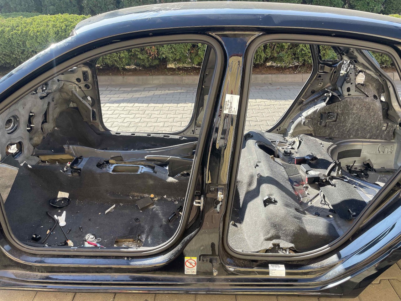 STALP MIJLOC STANGA AUDI A1 - - (2010 2014)