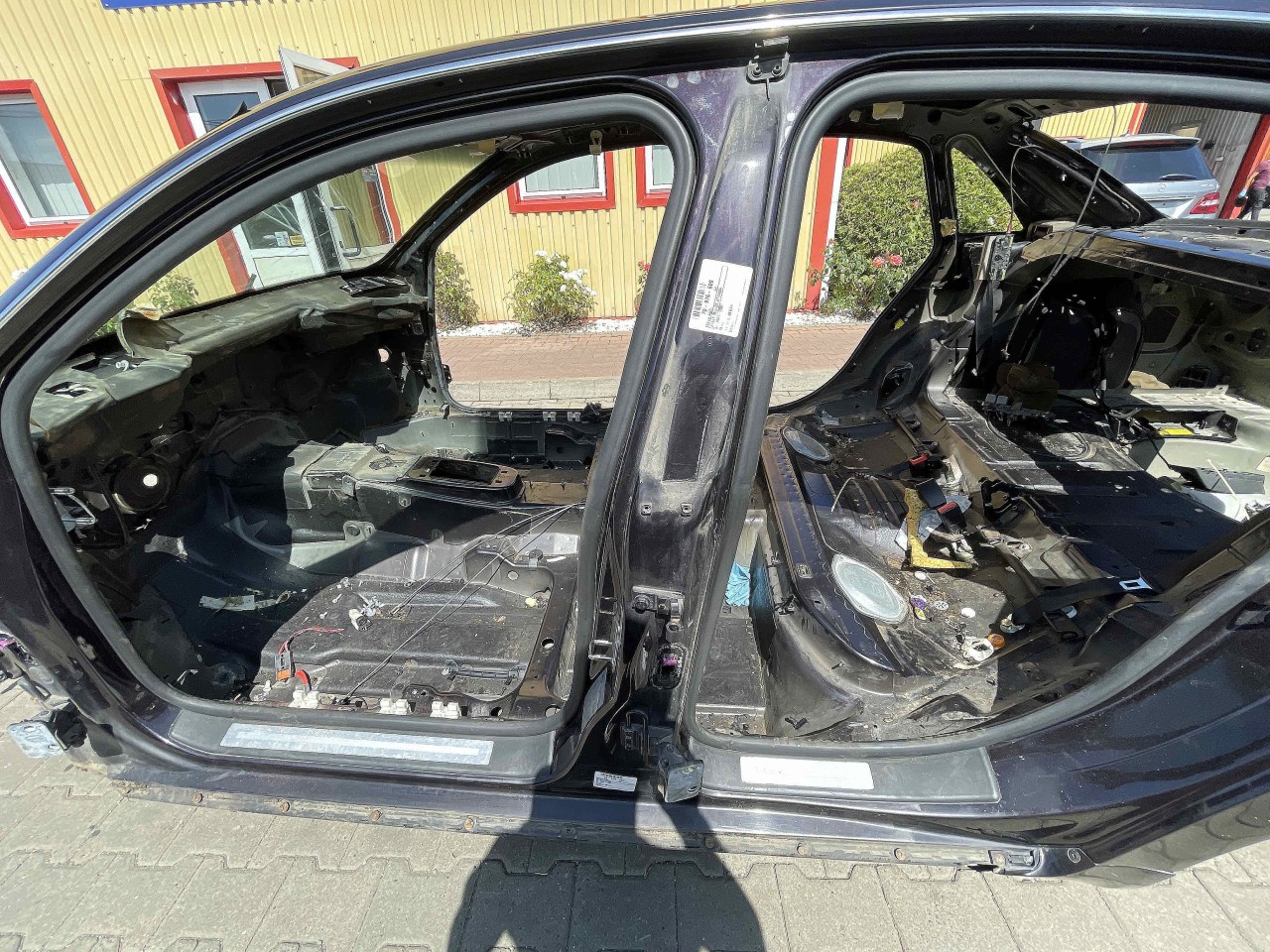 STALP MIJLOC STANGA AUDI A4 - - (2004 2007)