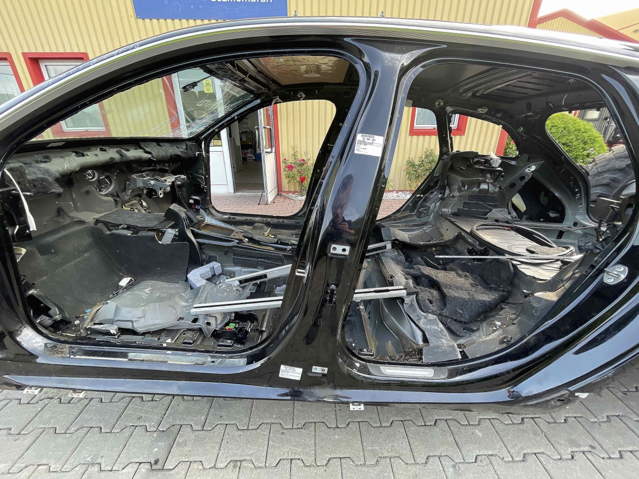 STALP MIJLOC STANGA AUDI A6 - - (2011 2015)