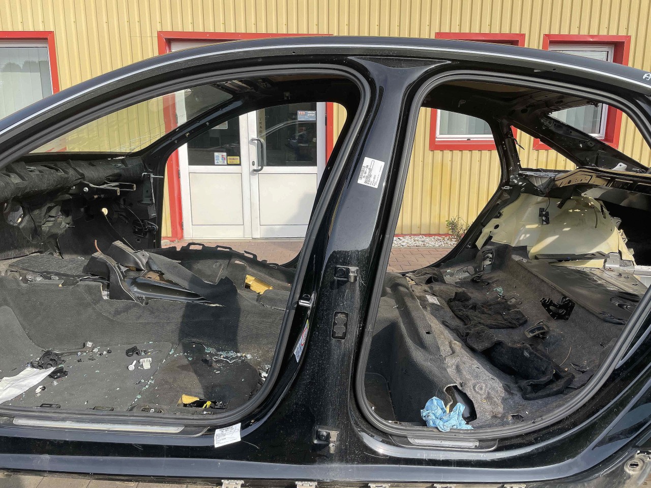 STALP MIJLOC STANGA AUDI A6 A6 - - (2011 2015)