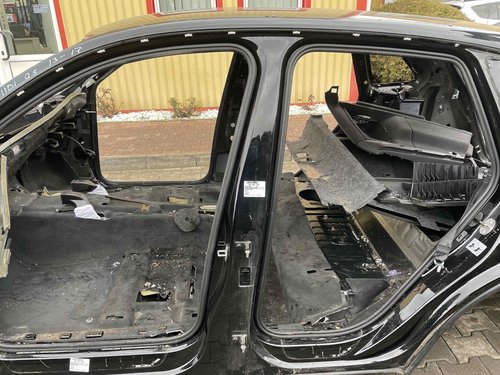 STALP MIJLOC STANGA AUDI Q5 - - (2013 2017)