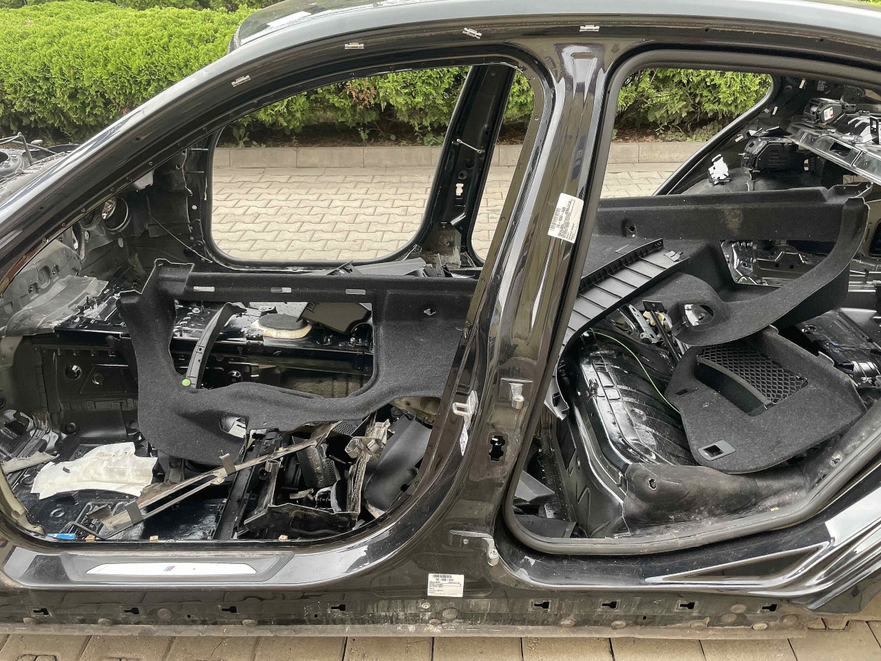 STALP MIJLOC STANGA BMW SERIA 3 F 30 - - (2015 2018)