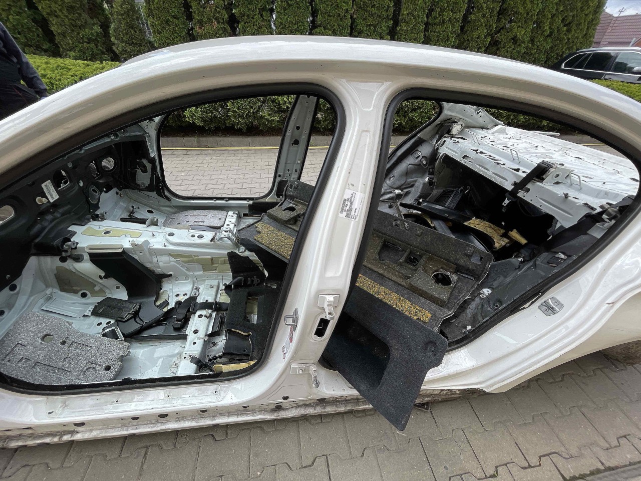 STALP MIJLOC STANGA BMW SERIA 5 F 10 SERIA 5 F 10 - - (2014 2017)