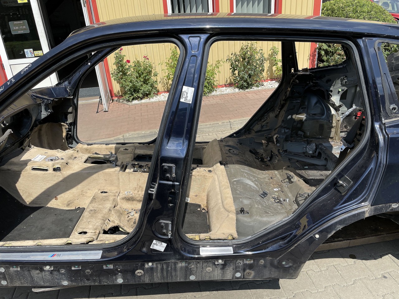 STALP MIJLOC STANGA BMW X3 X3 - - (2007 2010)