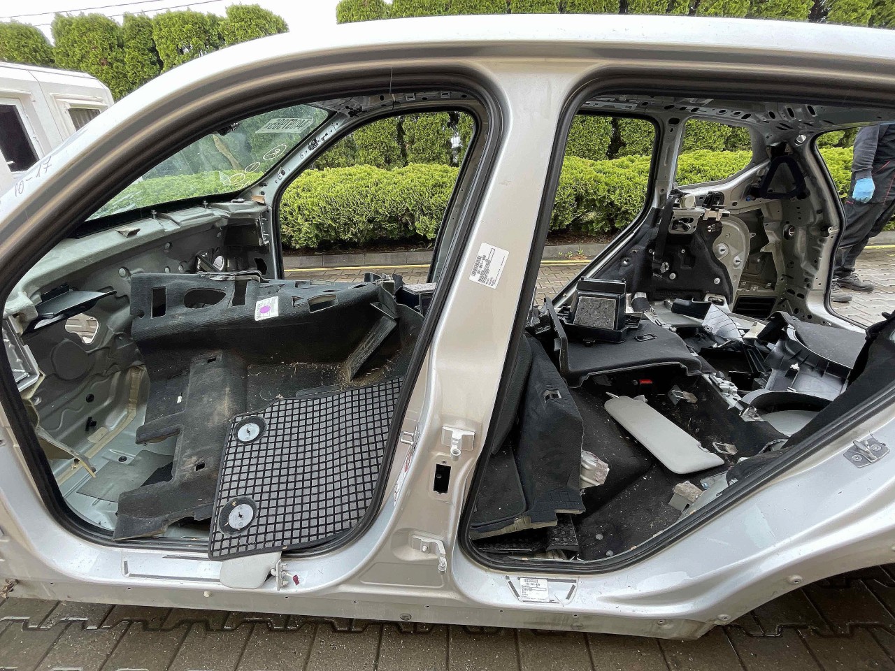 STALP MIJLOC STANGA BMW X3 X3 - - (2010 2017)
