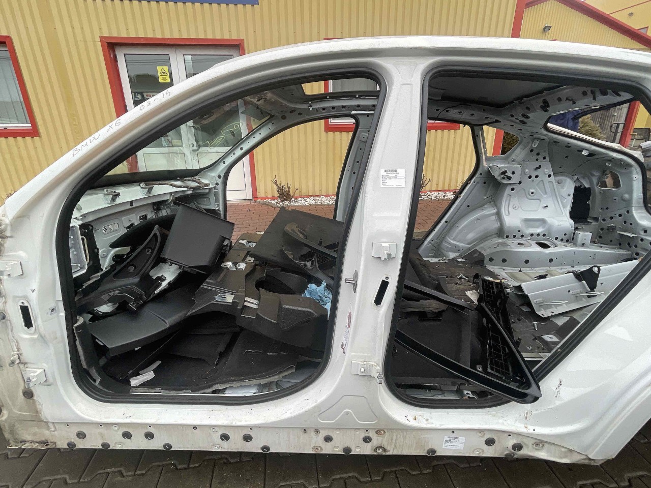 STALP MIJLOC STANGA BMW X6 X6 - - (2008 2014)