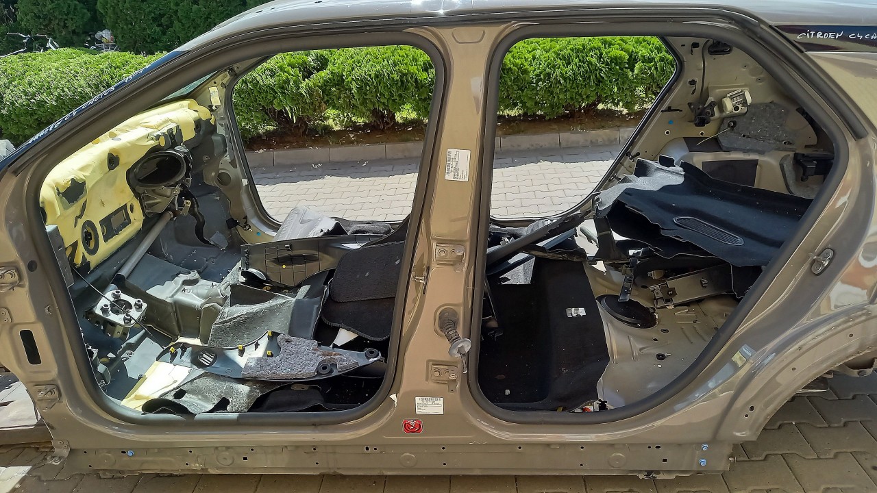 STALP MIJLOC STANGA CITROEN C4 CACTUS C4 CACTUS - - (2014 2017)