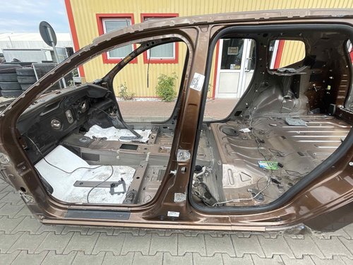 STALP MIJLOC STANGA DACIA DUSTER - - (2013 2017)