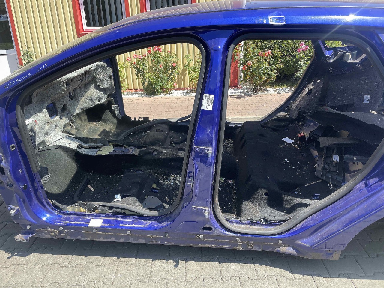 STALP MIJLOC STANGA FORD FOCUS - - (2011 2014)