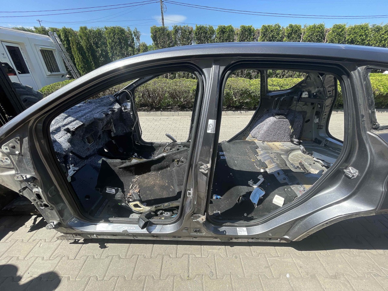 STALP MIJLOC STANGA FORD KUGA - - (2012 2019)