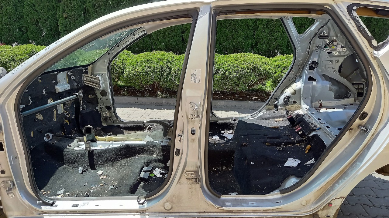 STALP MIJLOC STANGA HYUNDAI I 30 - - (2007 2012)