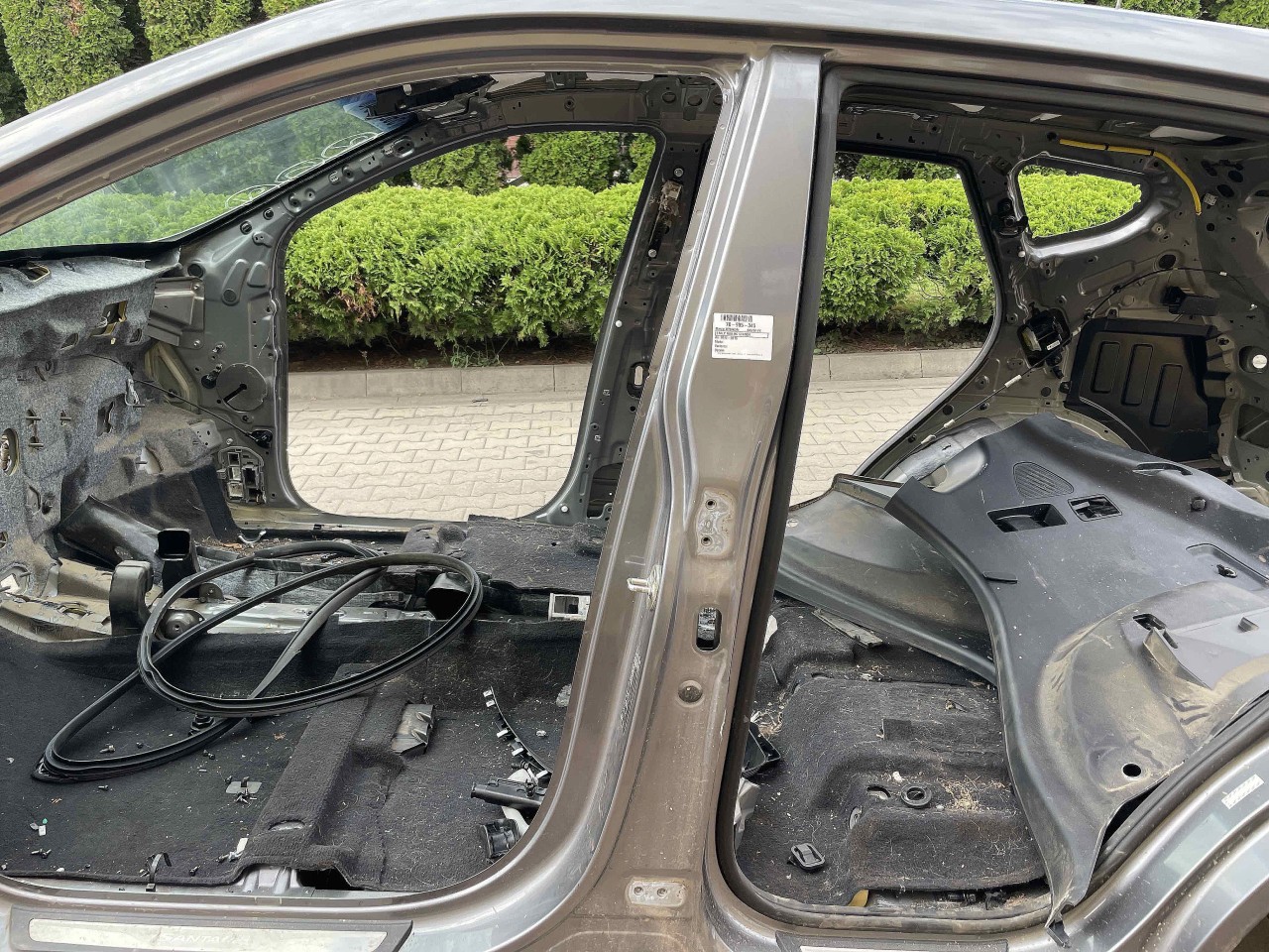 STALP MIJLOC STANGA HYUNDAI SANTA FE - - (2012 2016)