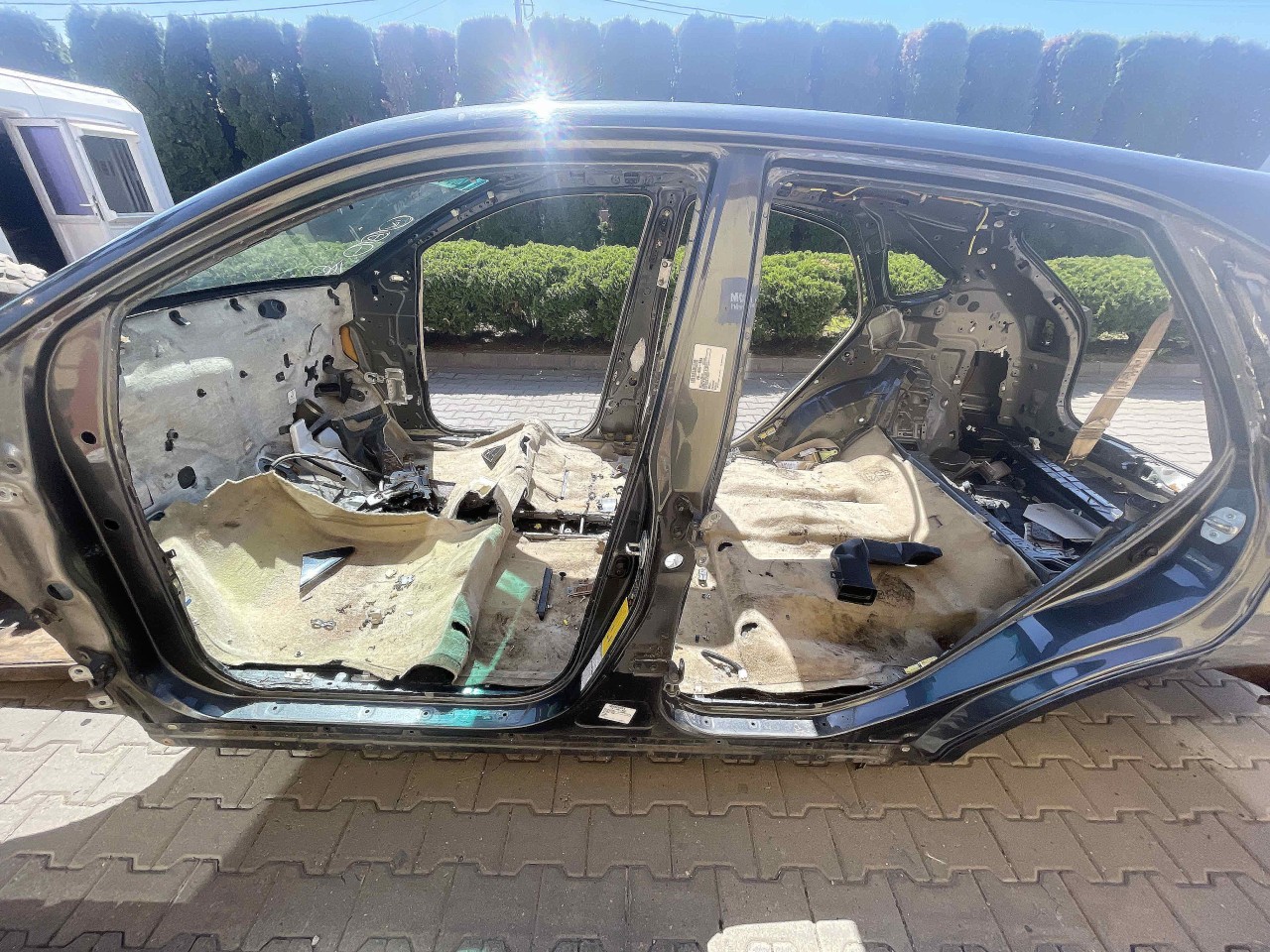 STALP MIJLOC STANGA LEXUS RX - - (2004 2009)