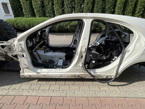 STALP MIJLOC STANGA MERCEDES A-CLASS - - (2012 2018)
