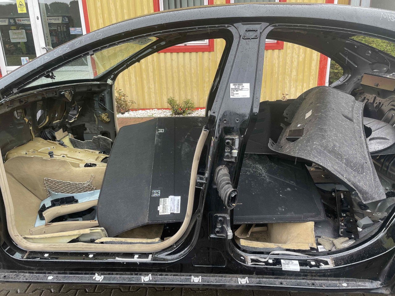 STALP MIJLOC STANGA MERCEDES CLS CLS - - (2004 2010)