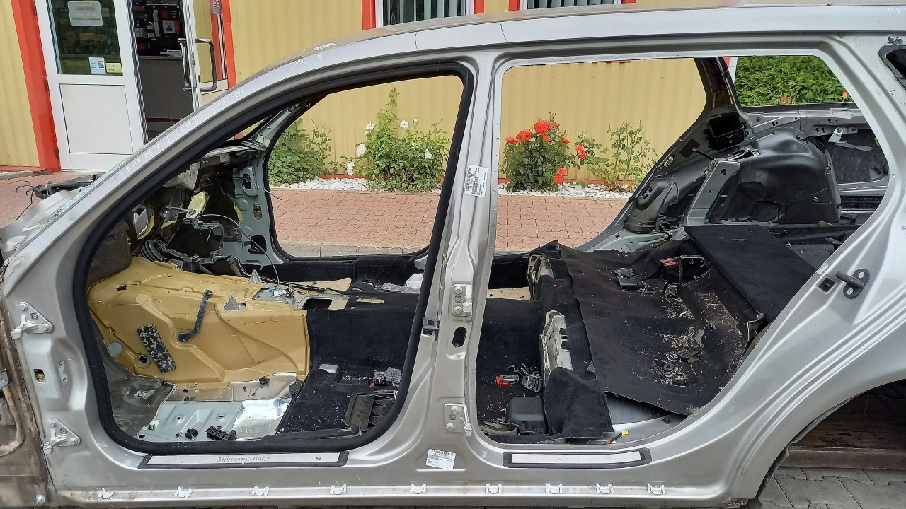 STALP MIJLOC STANGA MERCEDES E-CLASS E-CLASS - - (2005 2009)