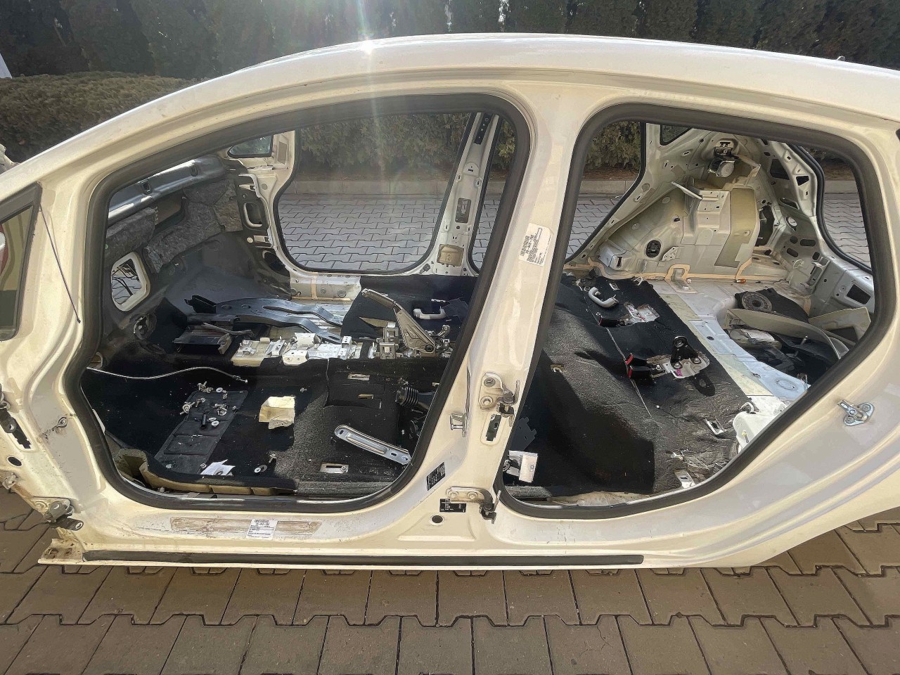 STALP MIJLOC STANGA OPEL ASTRA J - - (2009 2012)