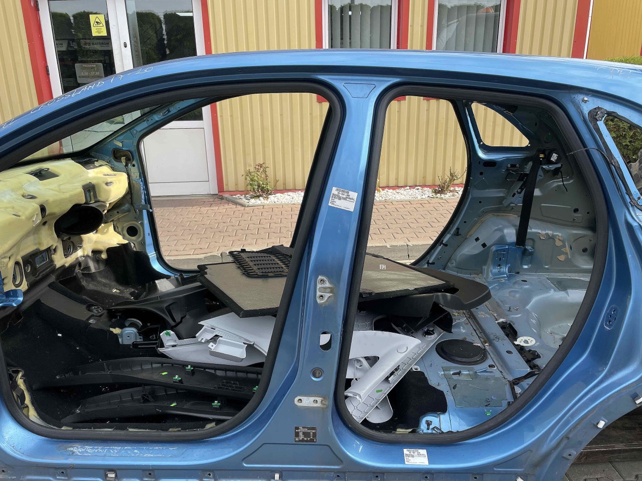 STALP MIJLOC STANGA OPEL CROSSLAND X - - (2017 2020)