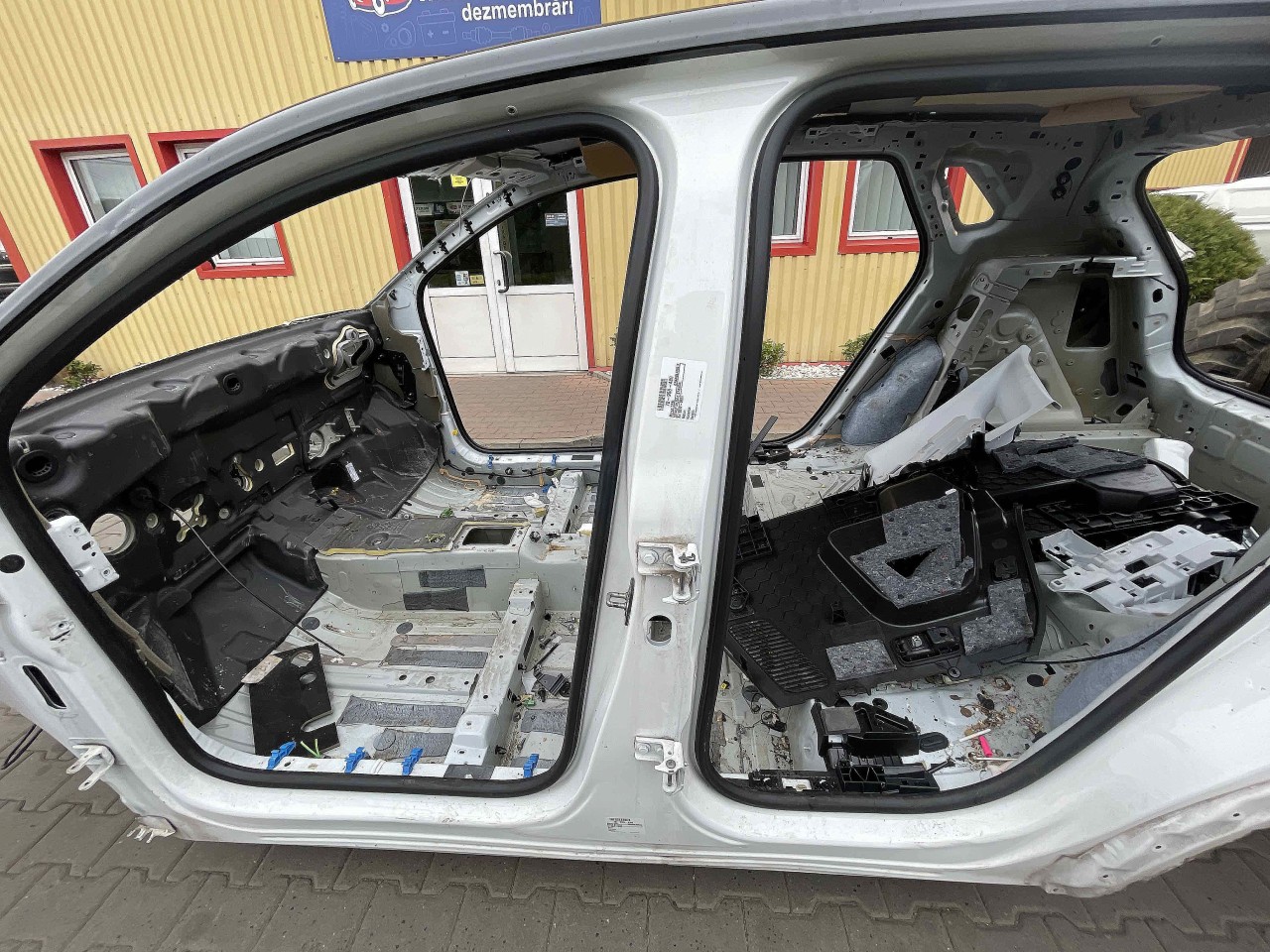 STALP MIJLOC STANGA OPEL GRANDLAND X - - (2017 2021)