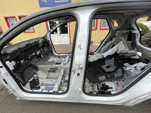 STALP MIJLOC STANGA OPEL GRANDLAND X GRANDLAND X - - (2017 2021)