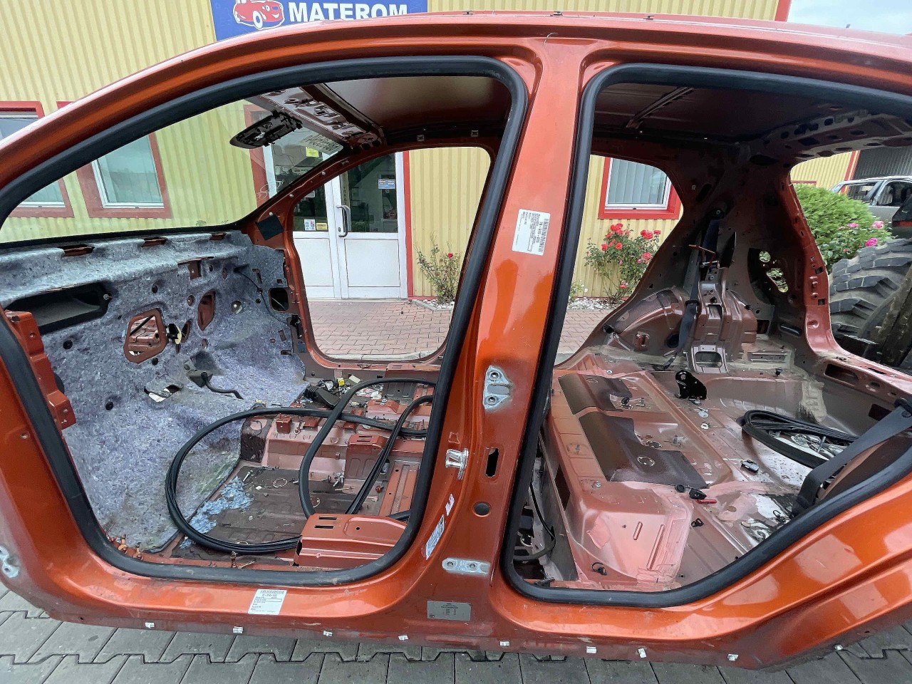 STALP MIJLOC STANGA OPEL MOKKA MOKKA - - (2012 2016)