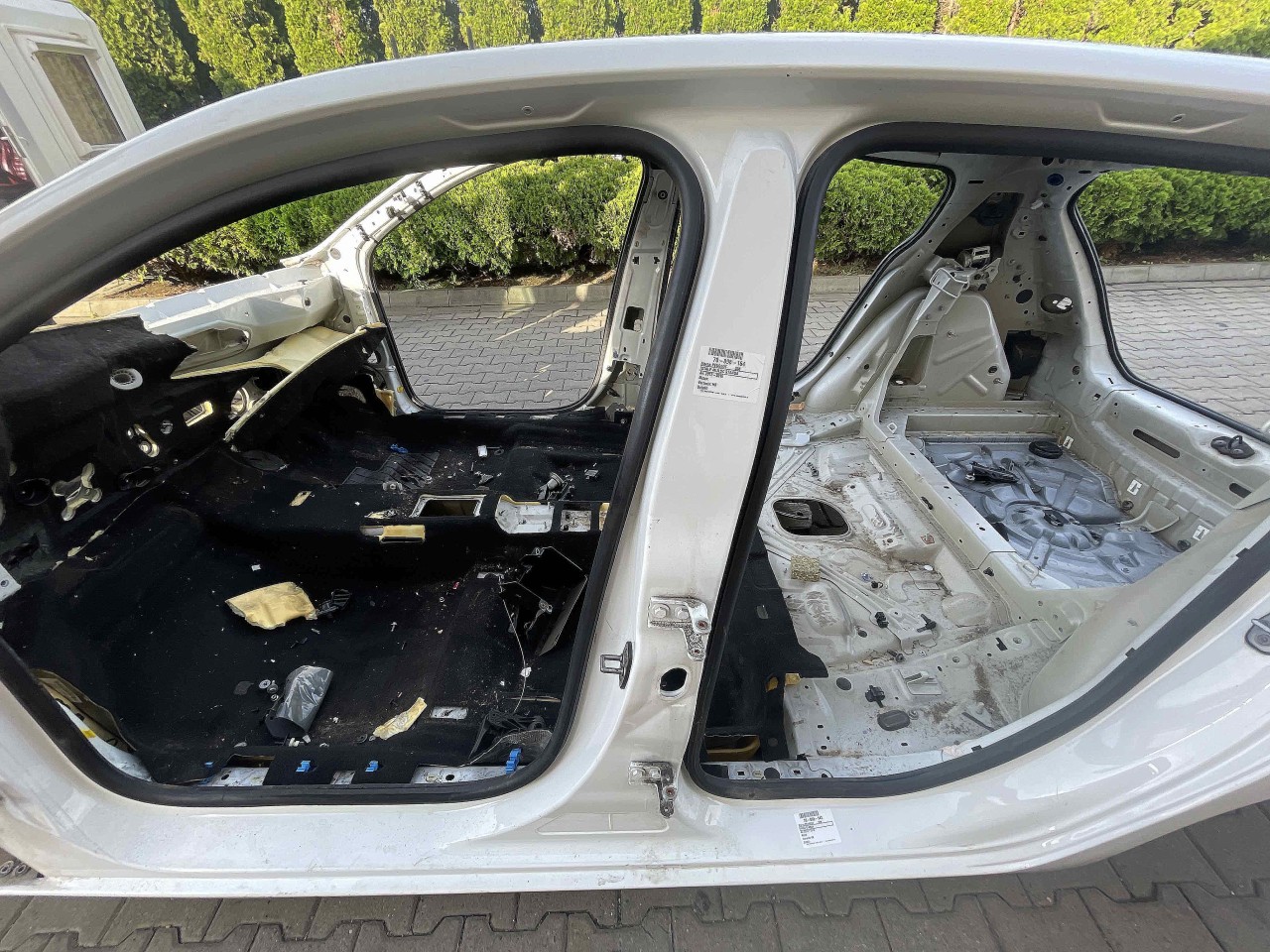 STALP MIJLOC STANGA PEUGEOT 308 308 - - (2012 2015)