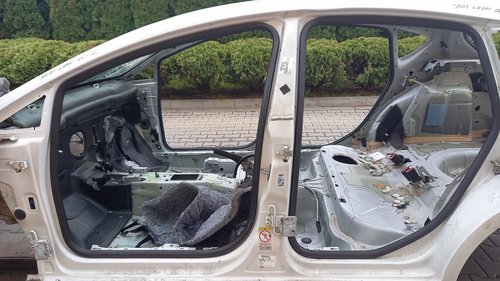STALP MIJLOC STANGA SEAT LEON LEON - - (2006 2012)