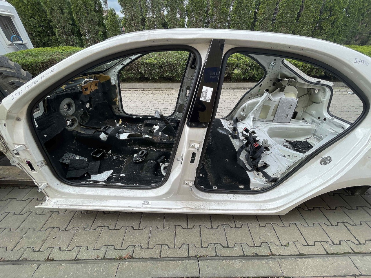 STALP MIJLOC STANGA SEAT TOLEDO TOLEDO - - (2012 2019)