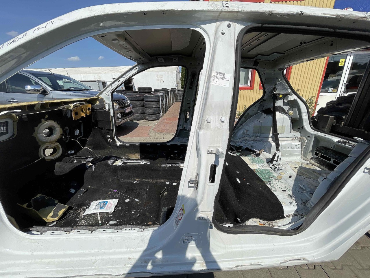 STALP MIJLOC STANGA SKODA FABIA FABIA - - (2014 2019)