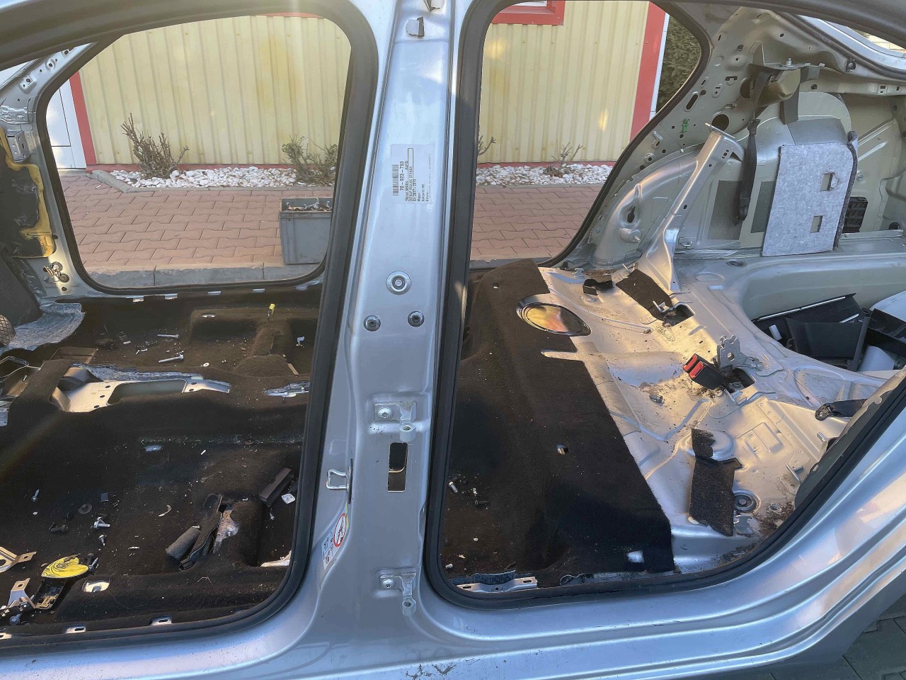 STALP MIJLOC STANGA SKODA RAPID - - (2012 2017)