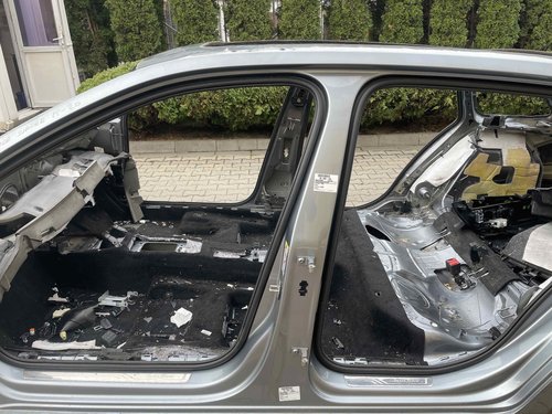 STALP MIJLOC STANGA SKODA SUPERB SUPERB - - (2015 2020)