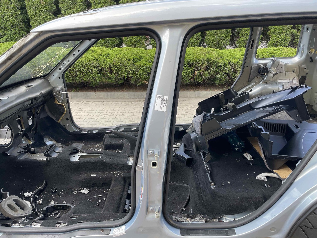 STALP MIJLOC STANGA SKODA YETI - - (2009 2017)