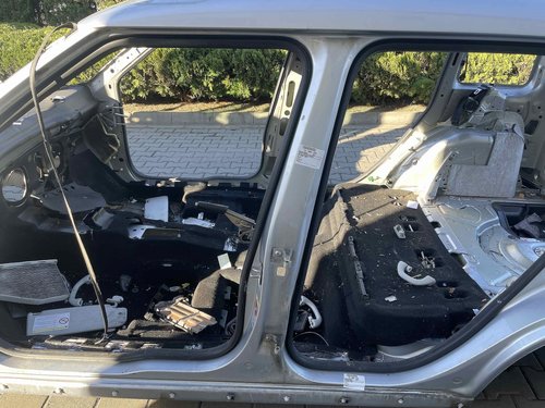 STALP MIJLOC STANGA SKODA YETI YETI - - (2009 2017)
