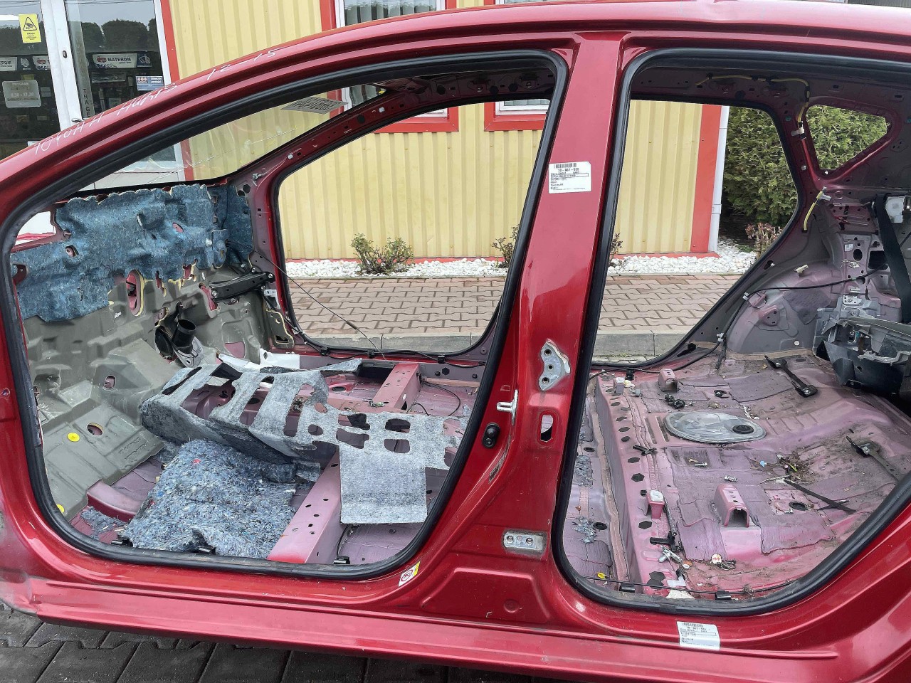 STALP MIJLOC STANGA TOYOTA AURIS AURIS - - (2012 2015)
