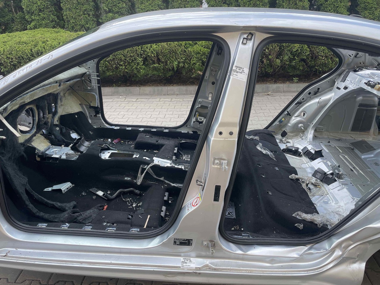 STALP MIJLOC STANGA VW JETTA IV JETTA IV - - (2010 2019)