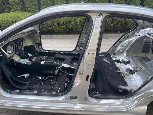STALP MIJLOC STANGA VW JETTA IV JETTA IV - - (2010 2019)