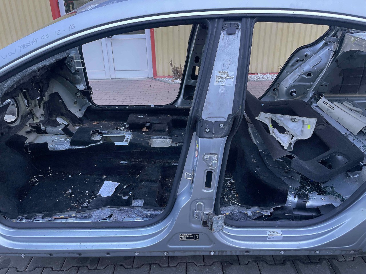 STALP MIJLOC STANGA VW PASSAT CC - - (2012 2016)