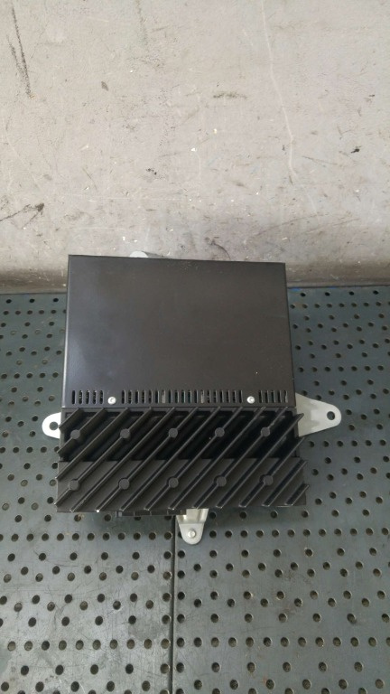 Statie audio amplificator bmw x3 e83 9143150 532230816