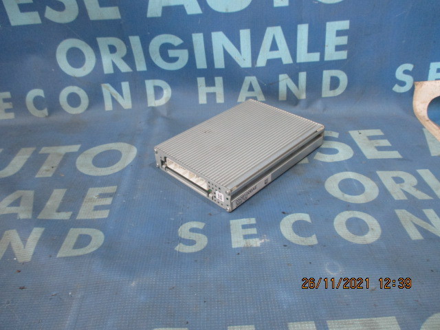 Statie audio-auto Chrysler Voyager 2007; 05091006AE (modul sunet)