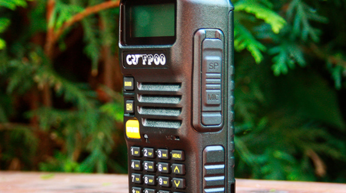Statie radio VHF/UHF portabila CRT FP00 dual band 136-174 si 400-440 MHz culoare Negru, VOX, 128 canale, Scaun, Programabila, Lanterna, FM radio, T.O.T, Repeater PNI-CRTFP00B