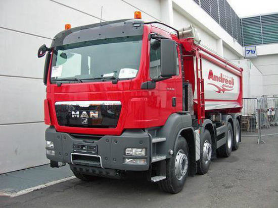 Statistici 2011: Cifra de afaceri mai mare cu peste 50% pentru importatorul camioanelor MAN in Romania Statistici 2011: Cifra de afaceri mai mare cu peste 50% pentru importatorul camioanelor MAN in Romania