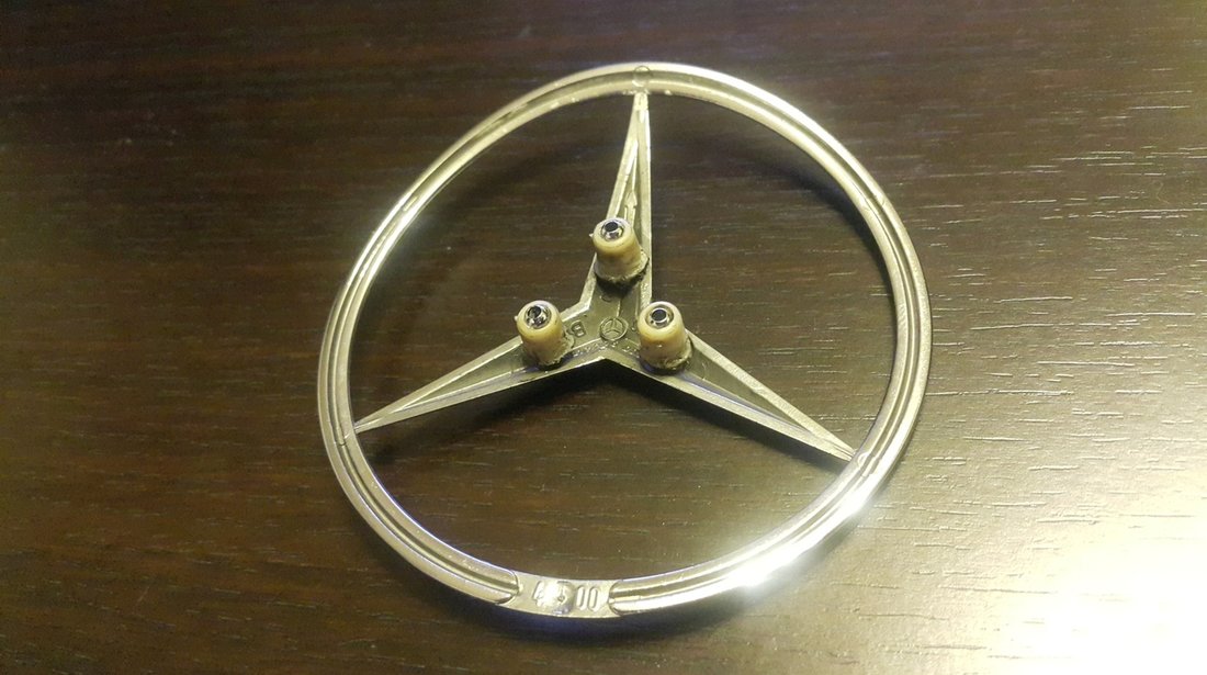 Stema emblema Mercedes E220 CDI E200 CDI W210