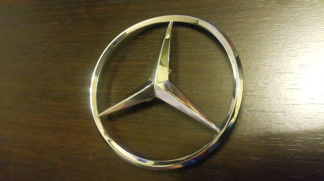 Stema emblema Mercedes E220 CDI E200 CDI W210