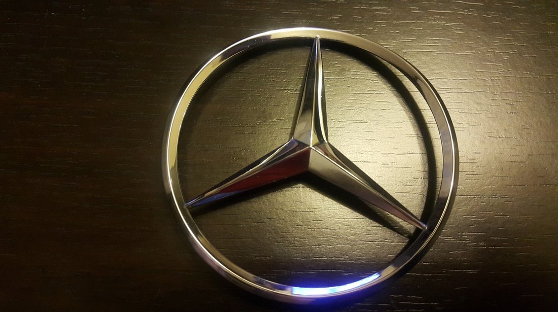 Stema emblema Mercedes E220 CDI E200 CDI W210